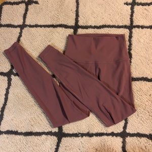 Lululemon RARE super high rise Wunder